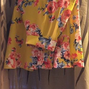 Yellow floral medium midi skirt with pockets